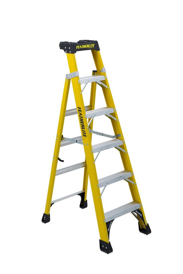 6 ft. Fibreglass Cross Step Ladder (300 lb). Capacity 