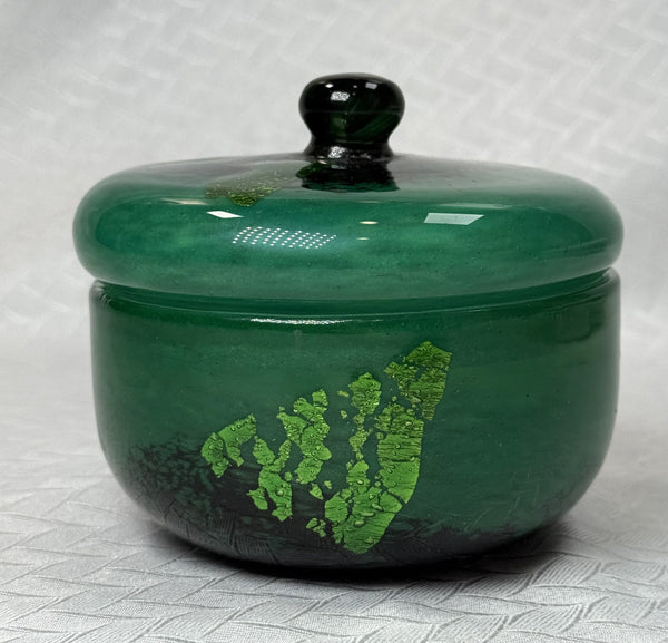 1867 GLAZED PORCELAIN 9.5 mm NON RECTIFIED(2.5 X 8 ~ 50.8mm X 203.2mm), GREEN, Coverage/Box - 3.76 sqft, PEI 2