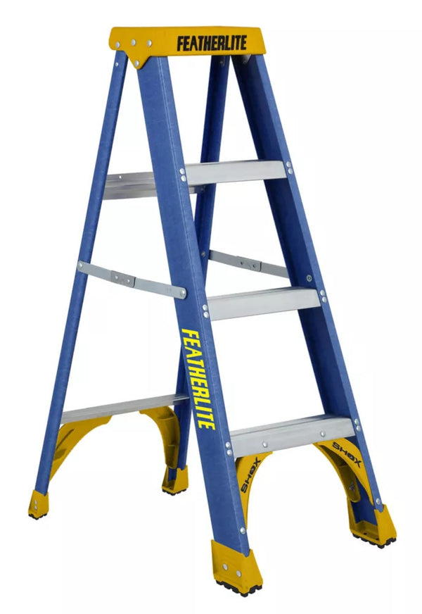 Featherlite fibreglass step ladder 4 Feet grade I