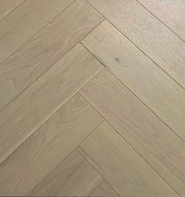 Vidar Engineered Hardwood Herringbone Naked Oak Select & Better 5
